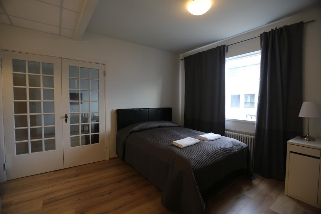 100 Iceland Hotel Reykjavik Room photo